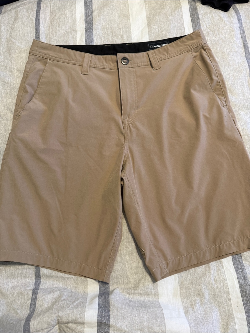 Volcom hybrid shorts - 33